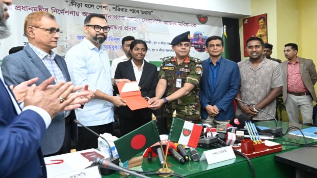 আয়রনম্যান মারিয়াকে প্রধানমন্ত্রীর নির্দেশে আর্থিক পুরস্কার ও স্পন্সরশিপ প্রদান